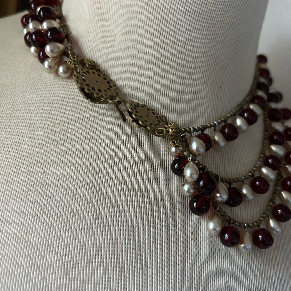 Rare Find HEAVY Antique French Triple Strand Garnet Glass Pearl Bead Necklace - Picture 3 of 5
